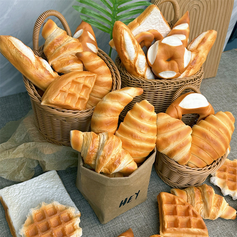 Soft Mini Baguette Model Reali - Party Games Graduation recensione e prezzo