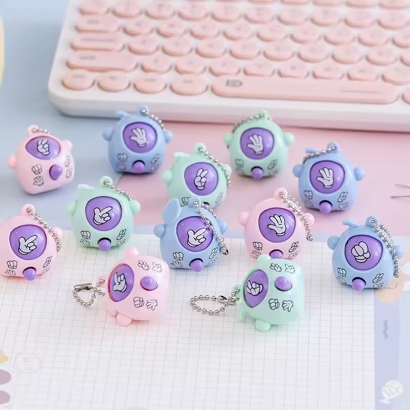 Rock Paper Scissors Egg Keycha - Party Games Egg recensione e prezzo